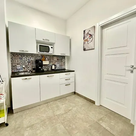 Daire Tribunali 181 Napoli